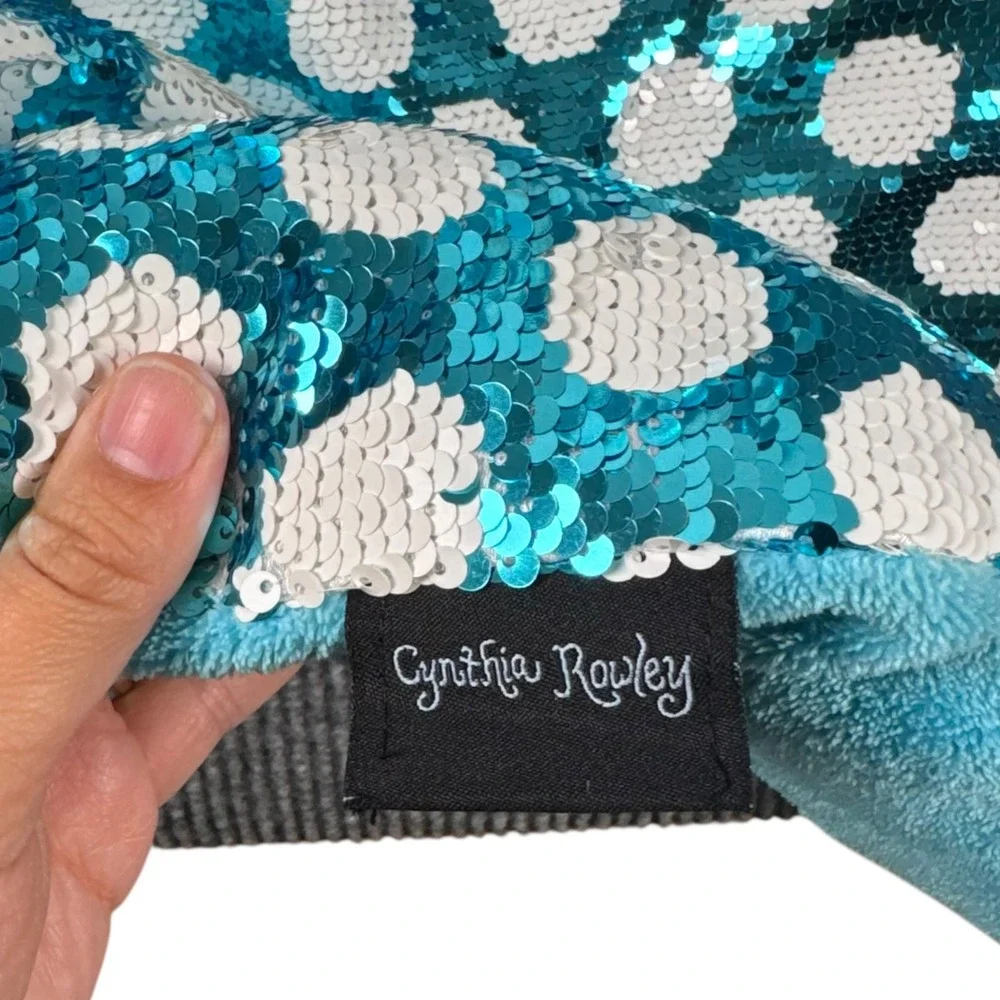 Cynthia‎ Rowley Mermaid Tail Blanket Teal White Polka Dot Flip Sequin Fleece